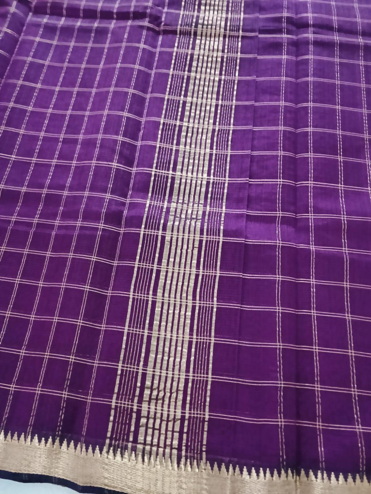 Violet Gold Zari Checked Saree - Image 4