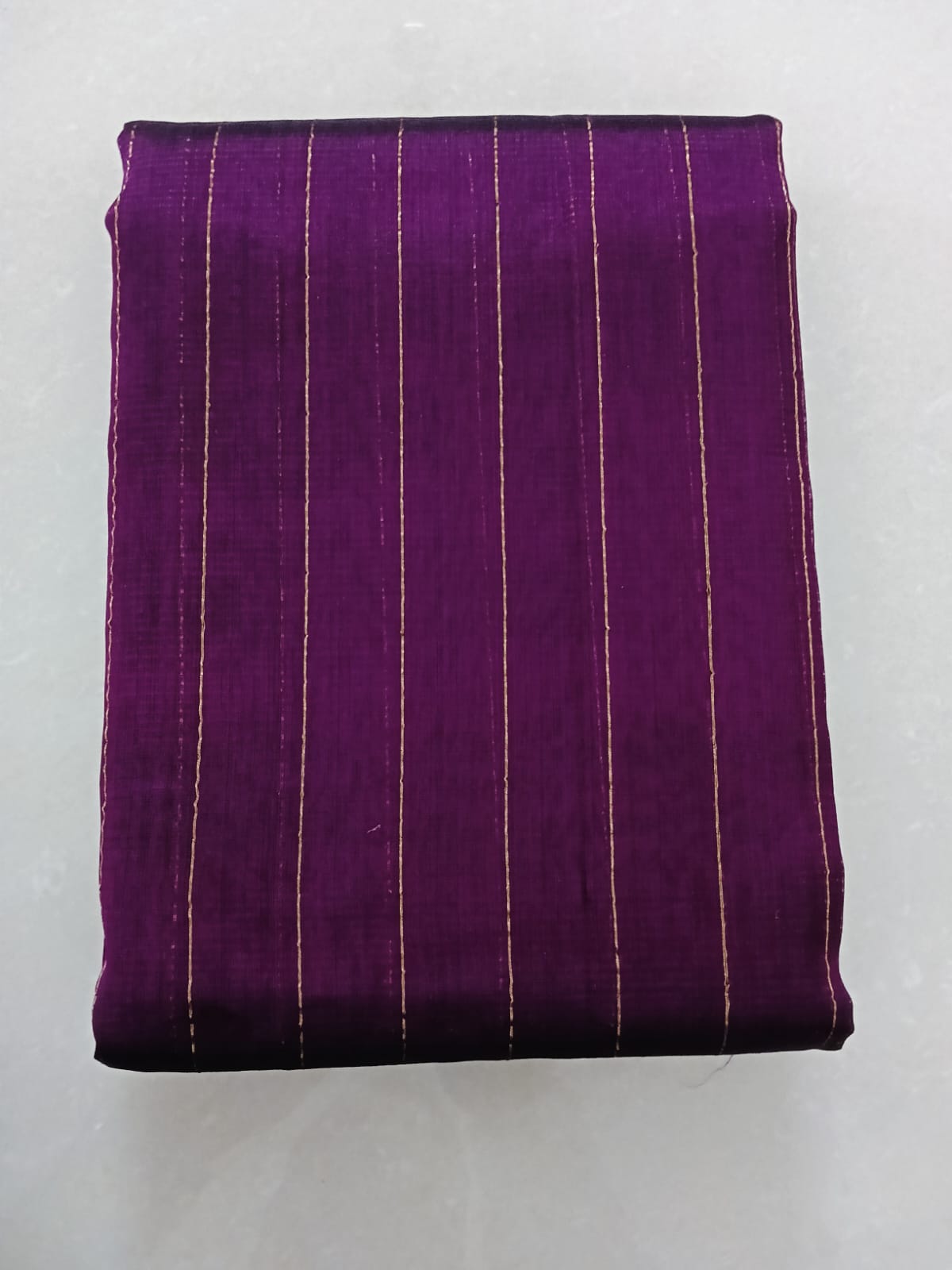 Royal Purple Checked Gold Zari Saree - Image 3