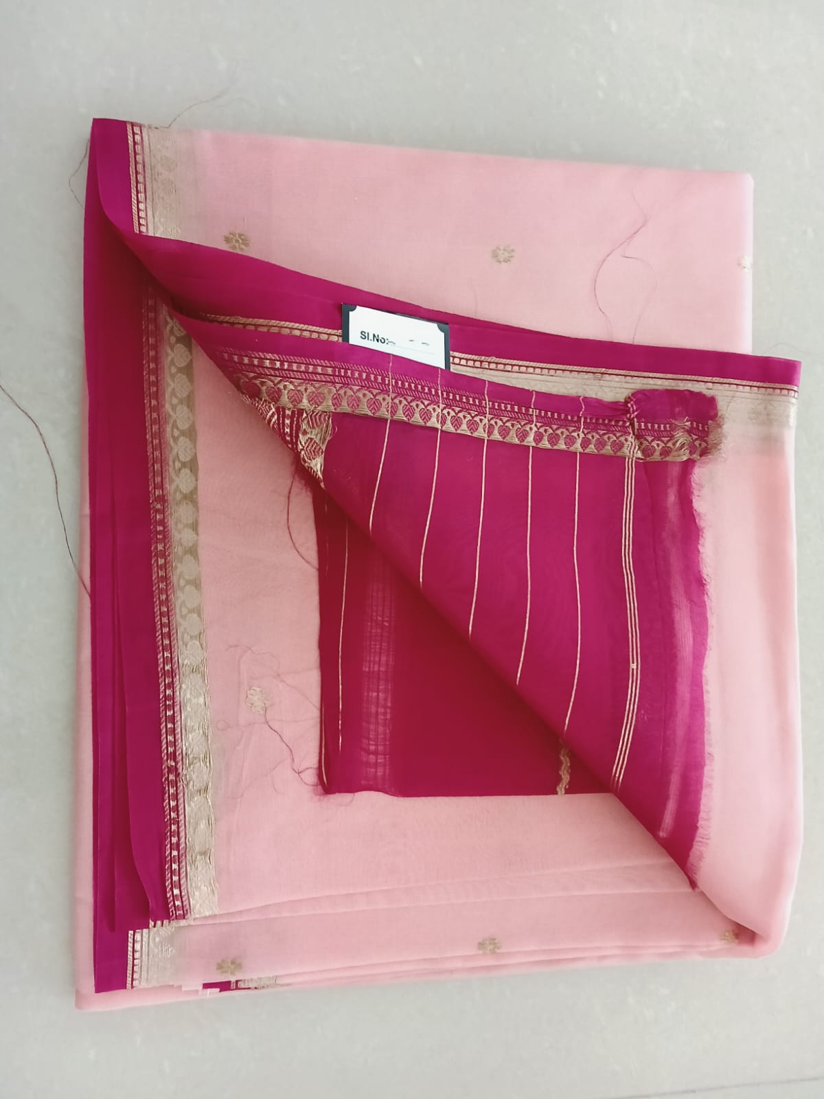 Kora Banarasi Saree - Image 12
