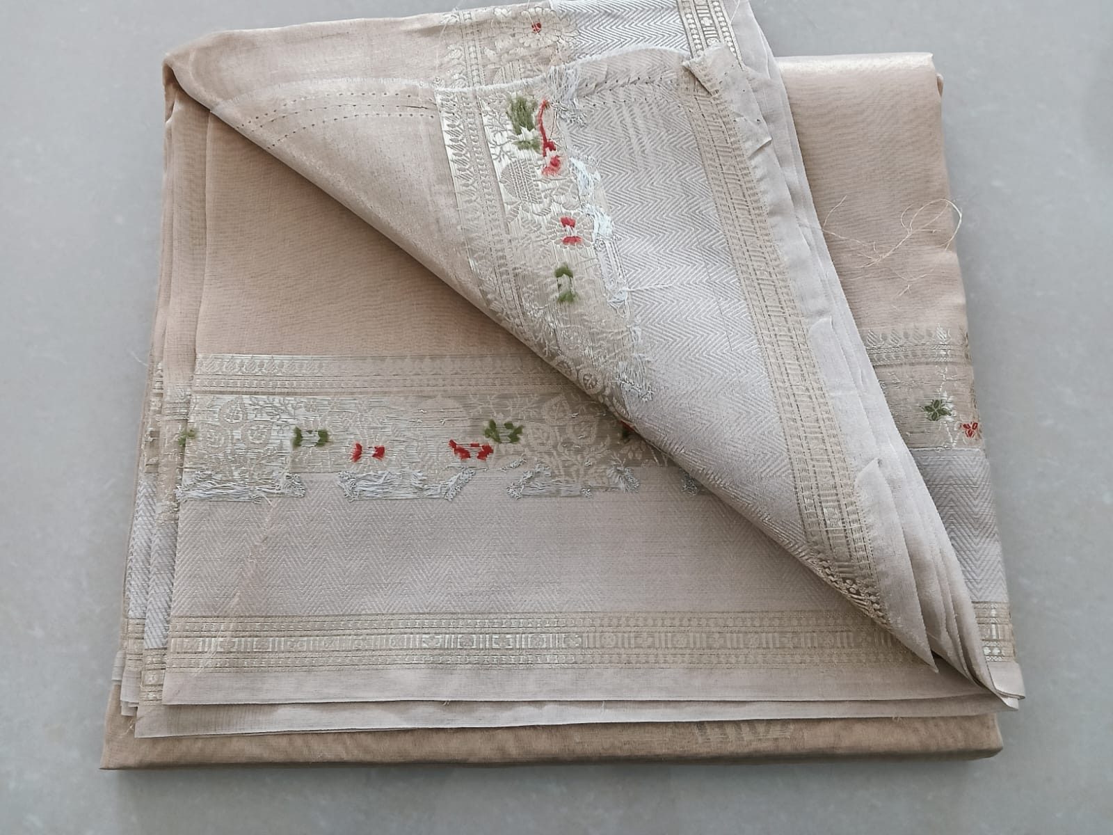Pure Tisue sarees with Banarasi border - Image 4